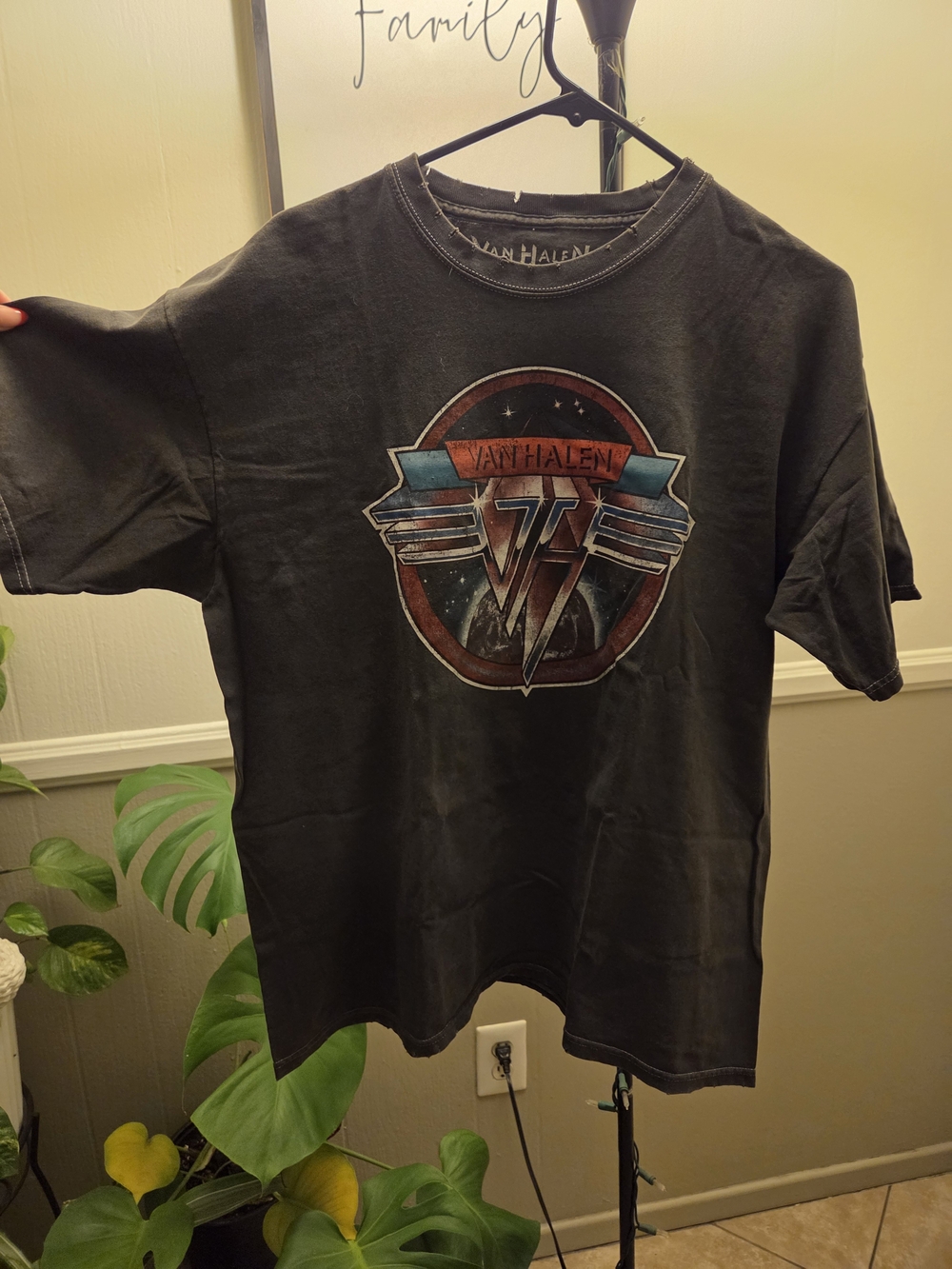Van Halen Vintage Logo Short-Sleeve Tee in Black